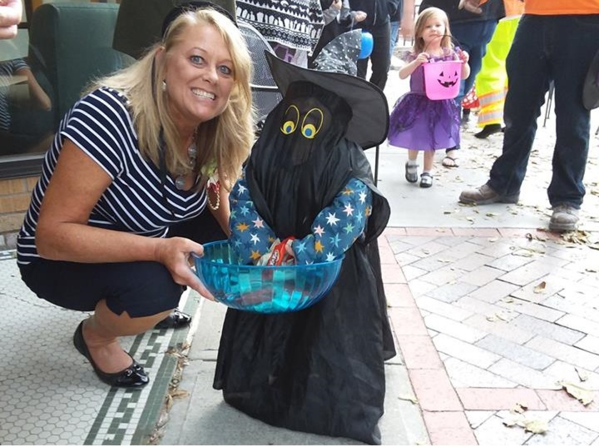 100 Block Trick or Treat October 28 Council Bluffs, Iowa