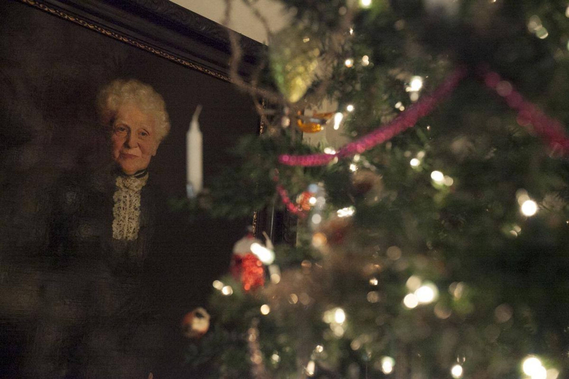 Pottawattamie County Christmas 2022 Christmas By Candlelight Tours - December 11 | Pottawattamie County Tourism  | Wattawayia.com