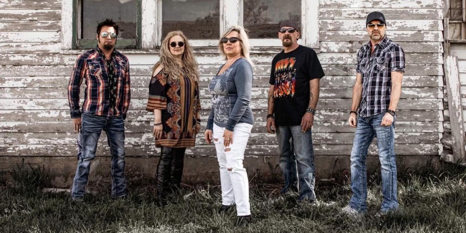 Featured image for Sinners N Saints Live